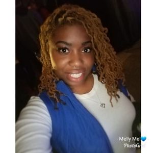 Meet your Posher, Melanie